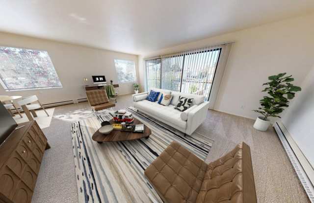 11254 Greenwood Ave N