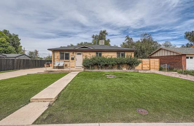 5555 Clear Creek Drive