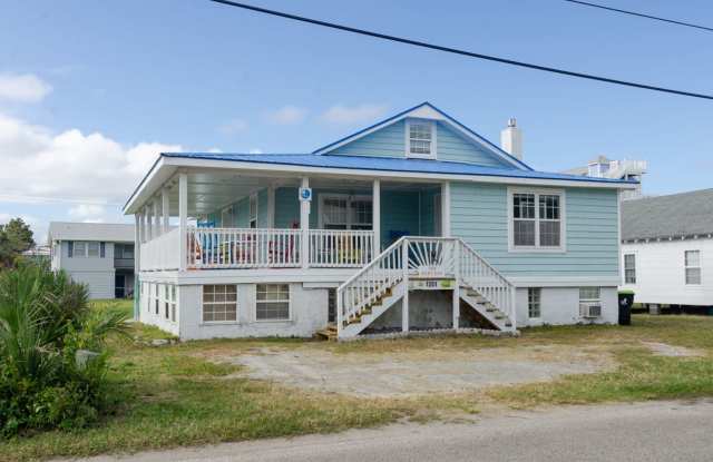Photo of (C215) 1201 Carolina Beach Avenue N, Carolina Beach, NC 28428