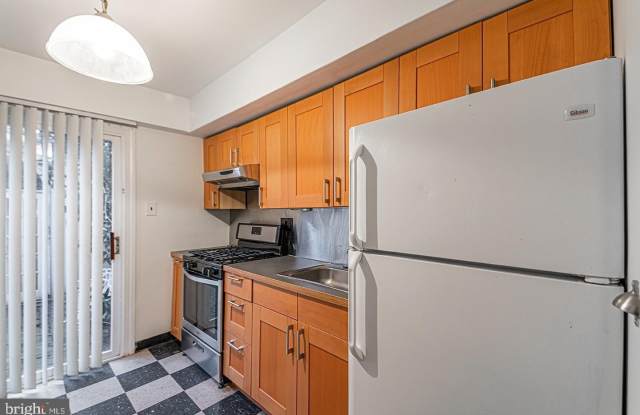 2013 MORAVIAN STREET