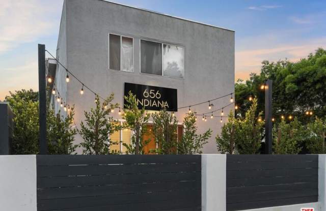 656 Indiana Ave