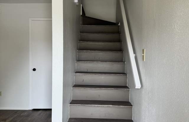 114 Pinebrook Place - Unit B