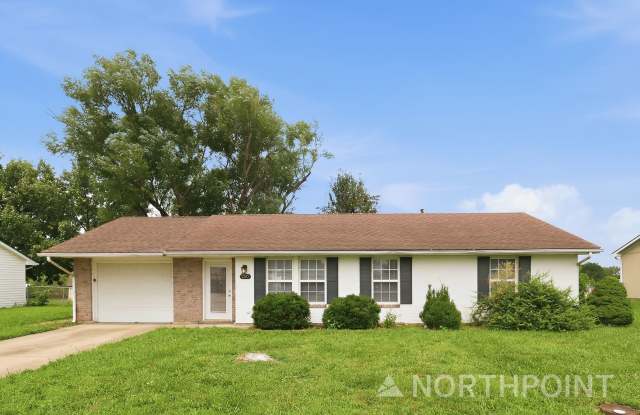 3-Bedroom, 1 Bath Single Family for Rent in Grain Valley, MO | Attached Garage & Modern Kitchen