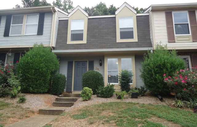 1709 Murad Court