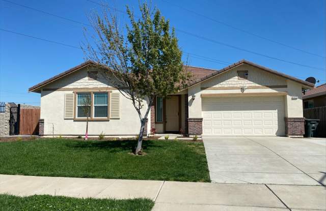 4936 Webber Ct - 4936 Webber Court, Merced, CA 95348