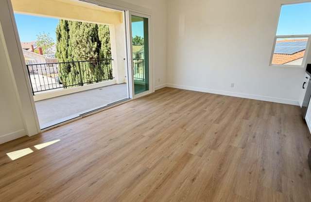 Gorgeous 1 Bed/1 Bath Upstairs unit, all new construction in Mira Mesa!