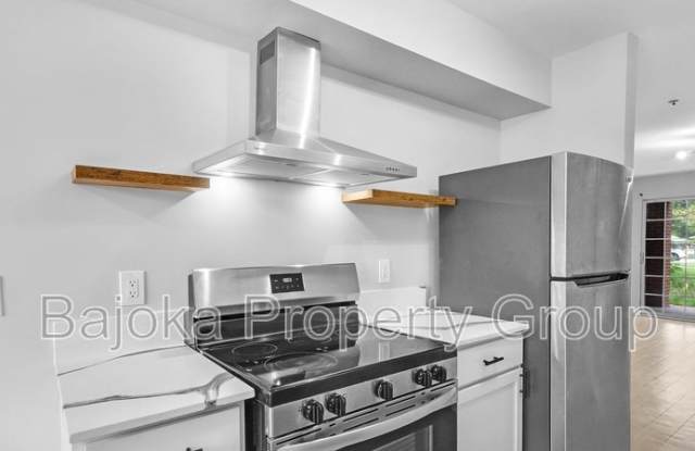 Photo of 4434 Trumbull-9