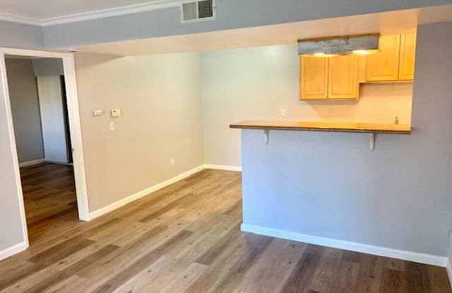 Great 1 bed 1 bath Condo in Pittsburg -- COMING SOON !!!