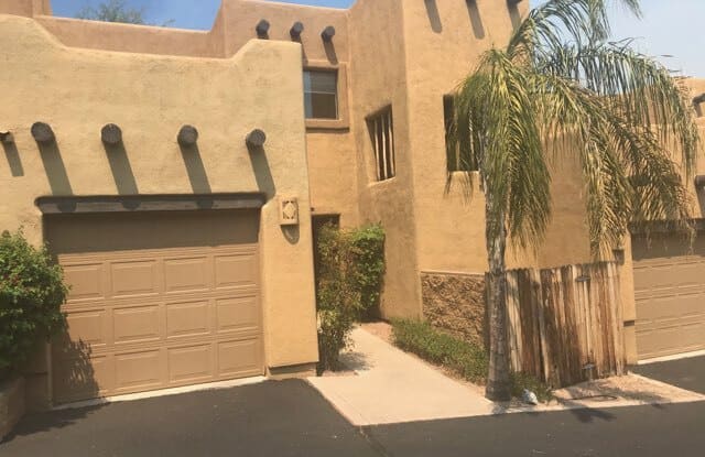 3000 West Trevi Place - 3000 West Trevi Place, Casas Adobes, AZ 85741