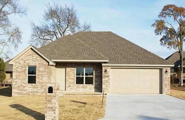 Photo of Charming, Move-In Ready Home in Desirable Searcy Neighborhood