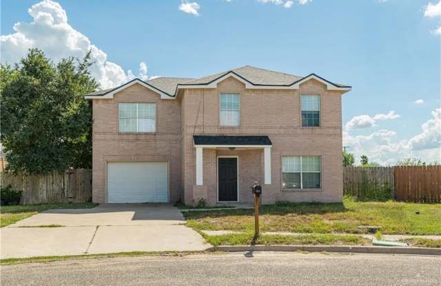 Photo of 3425 W Ozark Avenue