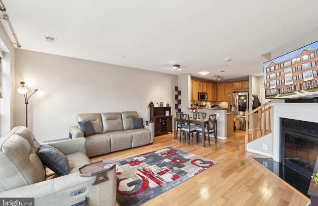 22764 FERNCREST TERRACE