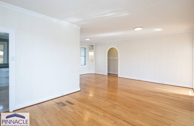 2238 Hoonanea Street