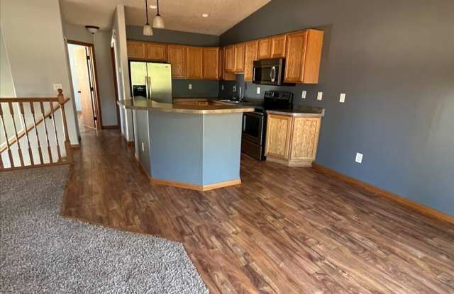 3433 15th St S