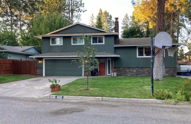 Photo of 9619 E 9th Ave