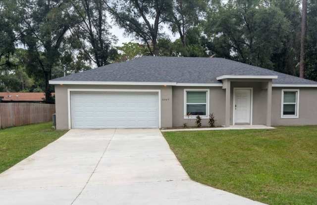 Photo of Charming 3 bed 2 bath in Inverness