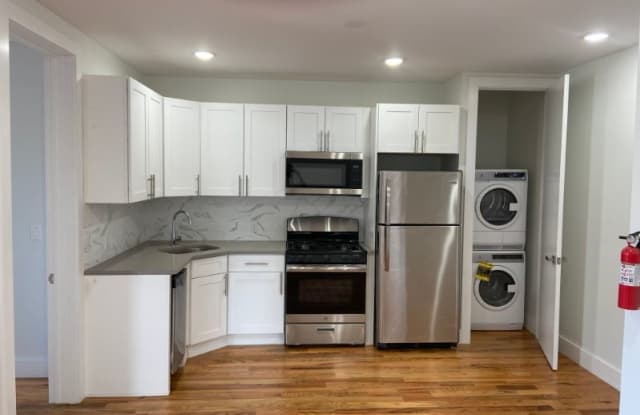 548 Bergen Ave 2X - 548 Bergen Avenue, Jersey City, NJ 07304