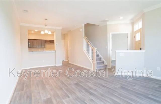 907 Kathy Ann Way West