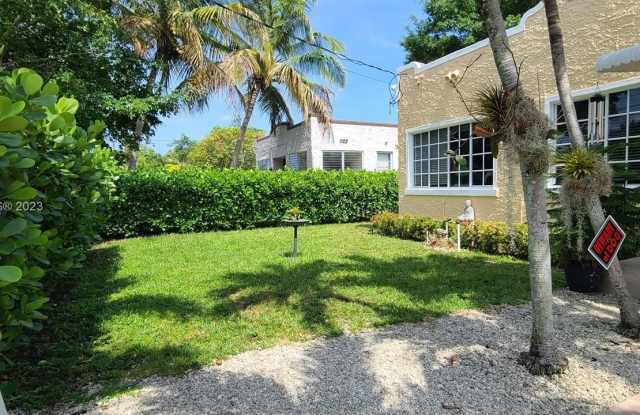 2476 SW 25 Terrace - 2476 Southwest 25th Terrace, Miami, FL 33133