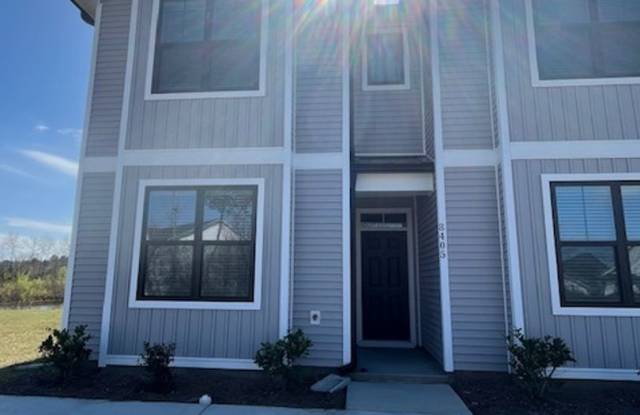 8405 Paramount Point