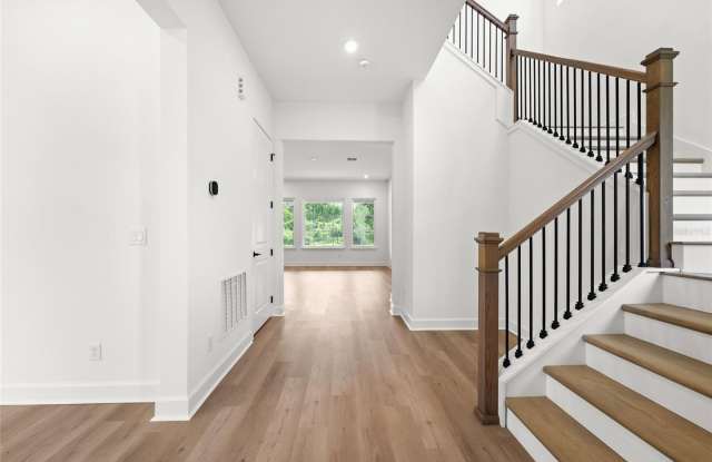 7493 ESTUARY LAKE LOOP