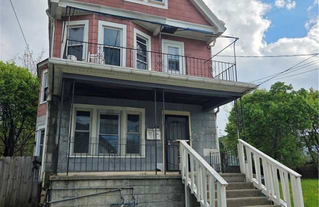 67 Moeller Street