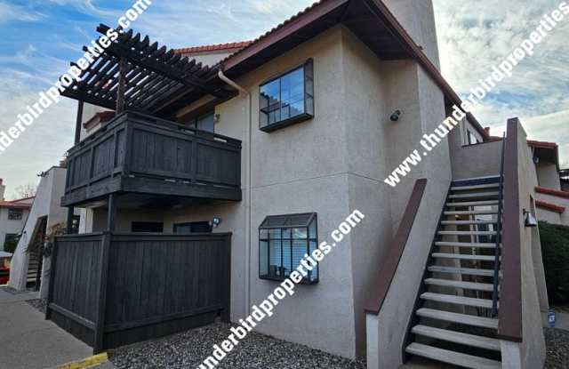 2 bedrooms in NE Heights