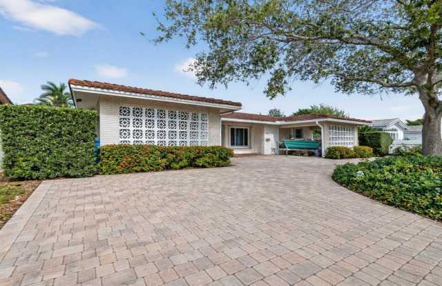 2125 NE 56th Court