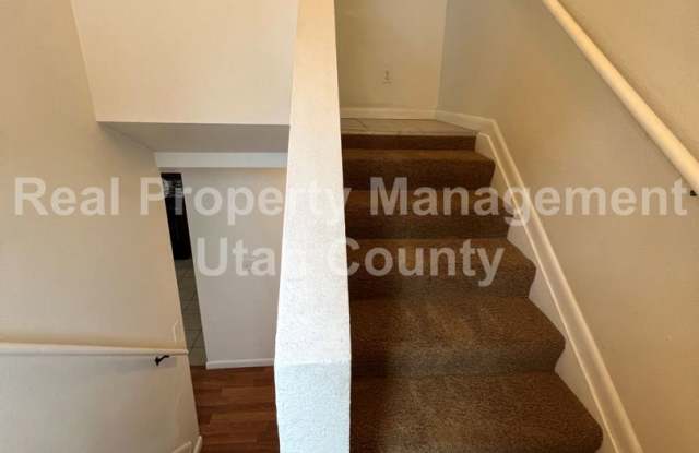 Orem Duplex great location