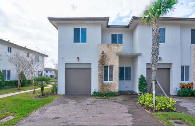 Pioneer Estates