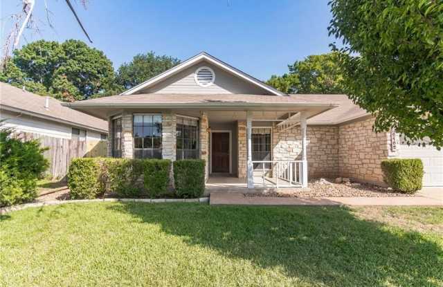 2102  Surrender Ave