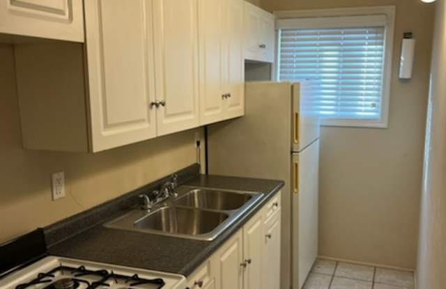 Photo of 10 Indian Springs Dr