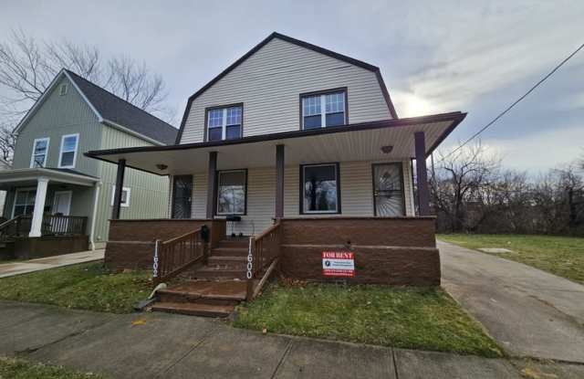 Photo of 11600 Beulah Avenue - Right