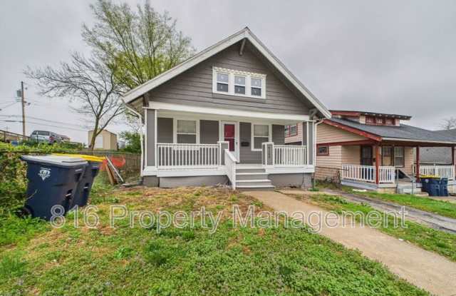 4145 College Ave