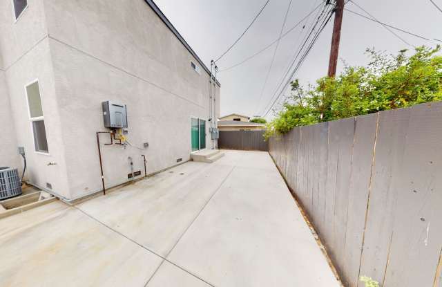 Newer Build 4BD/2BA!