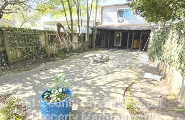 114 Opp Boulevard NE