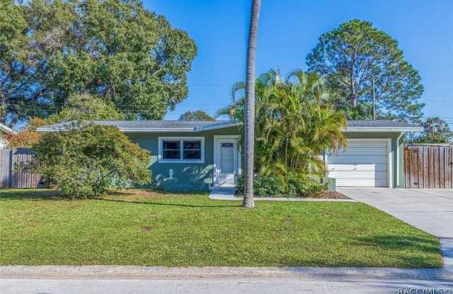 2701 56th Lane North