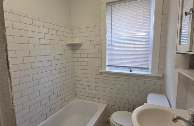 3134 South Compton Avenue - 1N