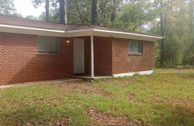 5558 Queen Mary Lane*