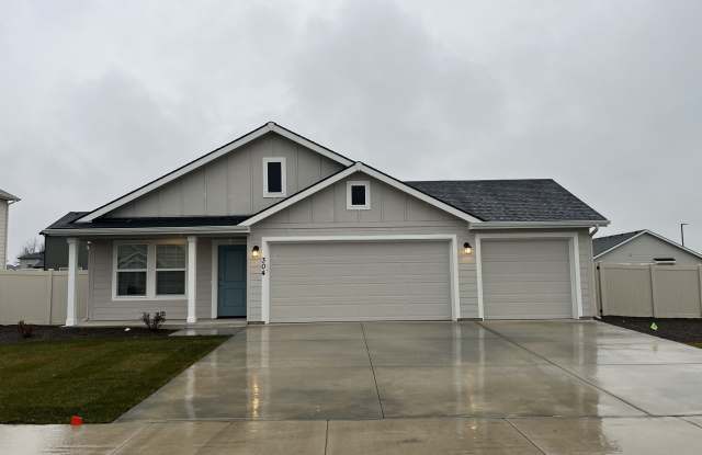 Photo of 304 Avalena Avenue