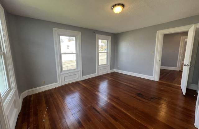 795 North Underwood St