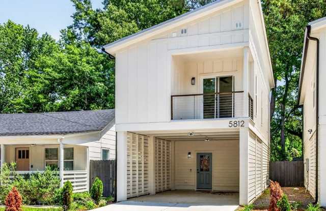 Move-In Ready Home Near Park Circle