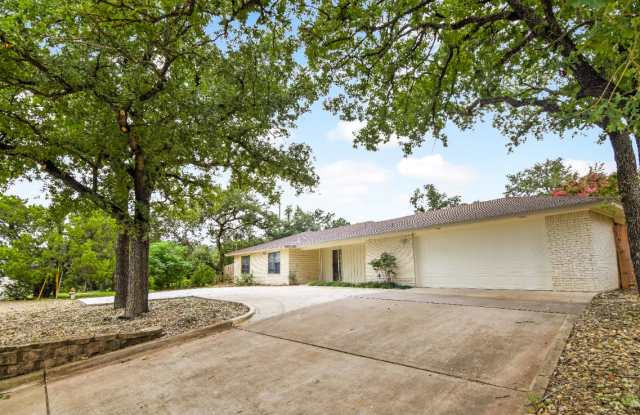 Photo of 996 Lake Rd