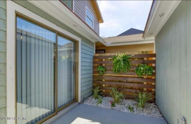 10959 PEPPERMILL Lane