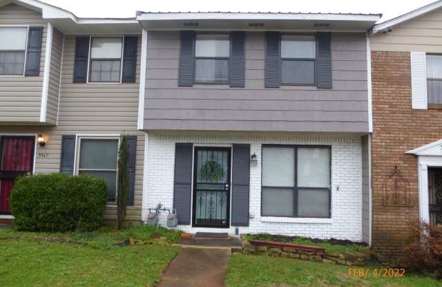 Grayson Valley Townhome w/ Fenced Backyard, close to Trussville