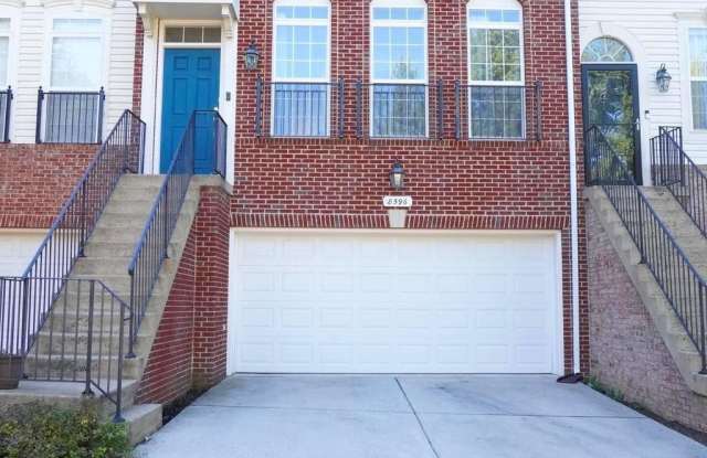 Photo of 8596 WYNGATE MANOR Court