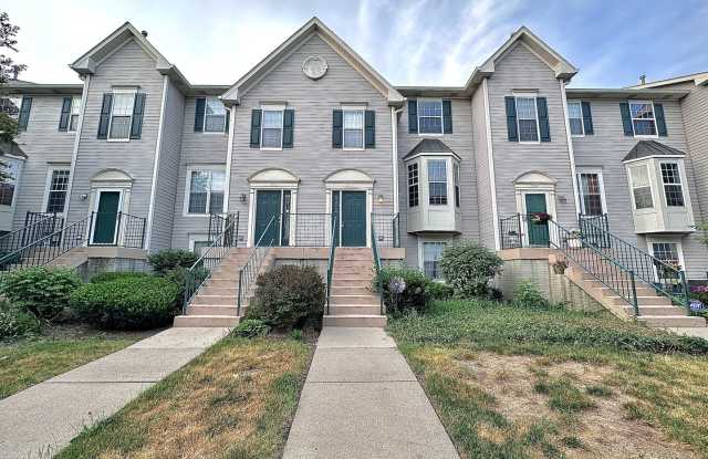 1957 Grandview Place