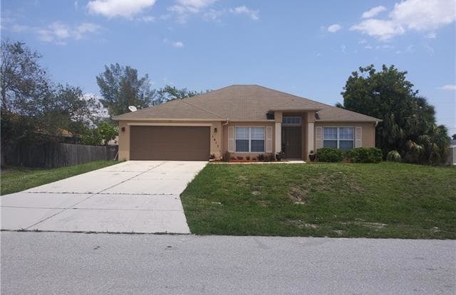 1417 SW 5th PL - 1417 Southwest 5th Place, Cape Coral, FL 33991