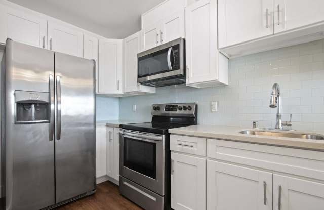 Photo of 801 2nd Street