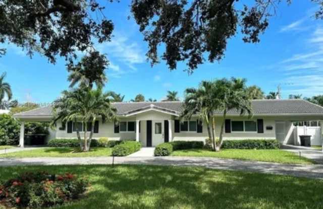 2649 NE 27th St - 2649 Northeast 27th Street, Lighthouse Point, FL 33064